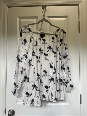 White Floral Peasant Top with Black Embroidery